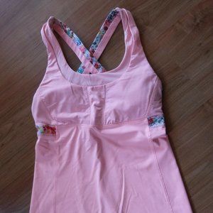 Lululemon Run: Stuff Your Bra II Bra Tank